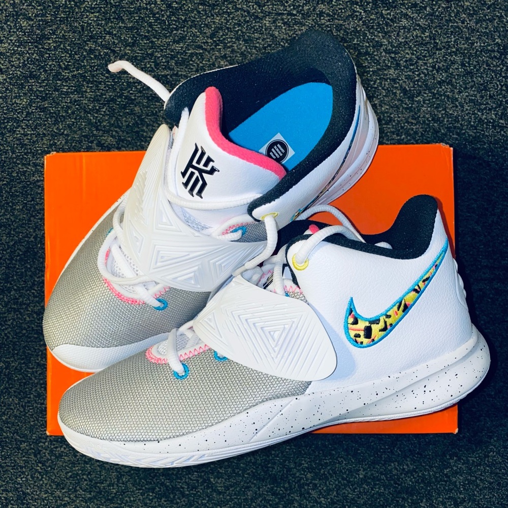 New Kyrie Irving Kids Shoes. Nike Kyrie 3 Flytrap South Beach Sneakers Size 7